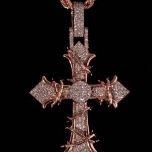 DIJE DE CRUZ DISEÑO ÚNICO DISPONIBLE EN ORO BLANCO ROSA Y AMARILLO 4CT DIAMANTES